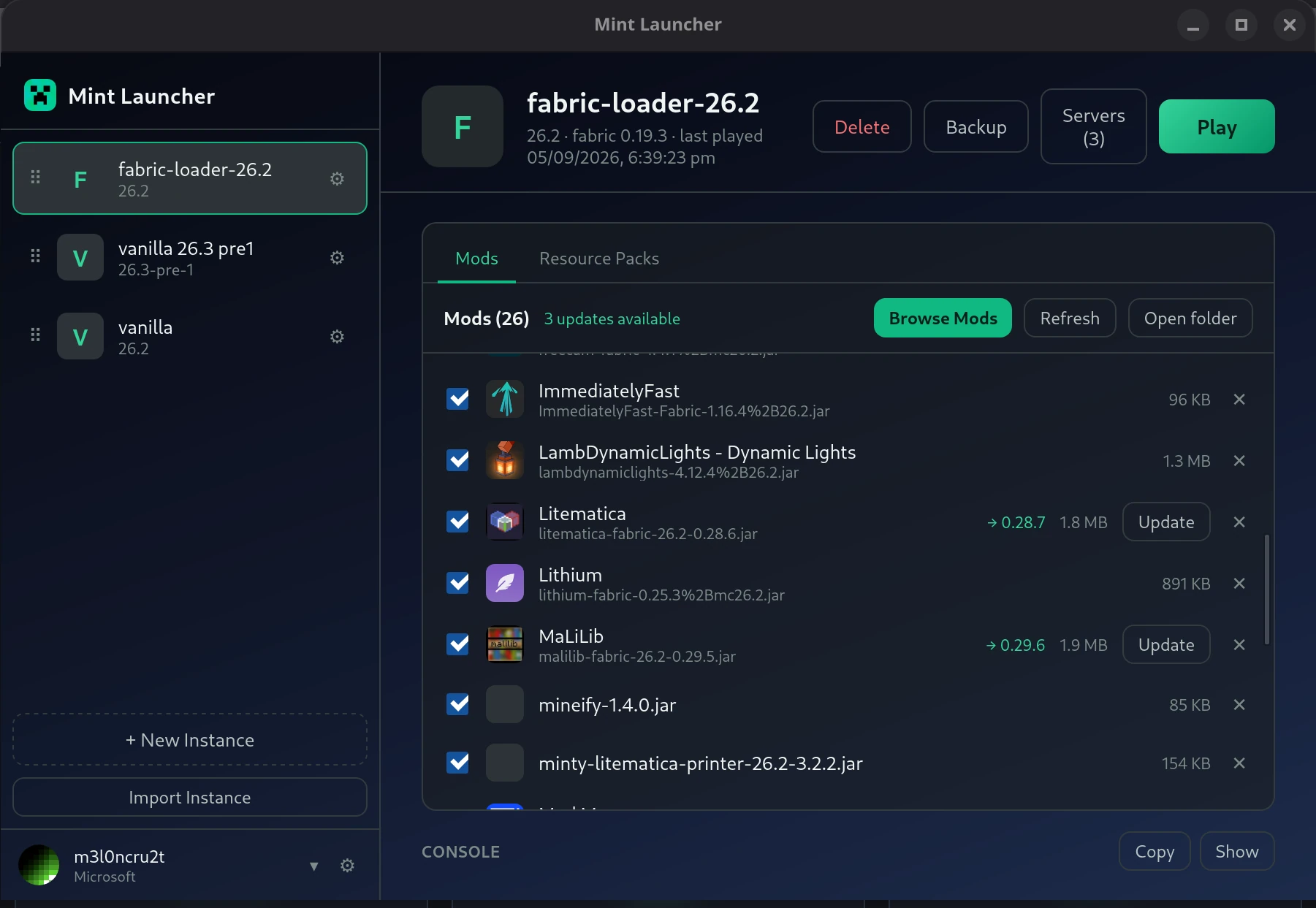Mint Launcher screenshot showing the fabric-loader-26.2 instance's mod list with update buttons